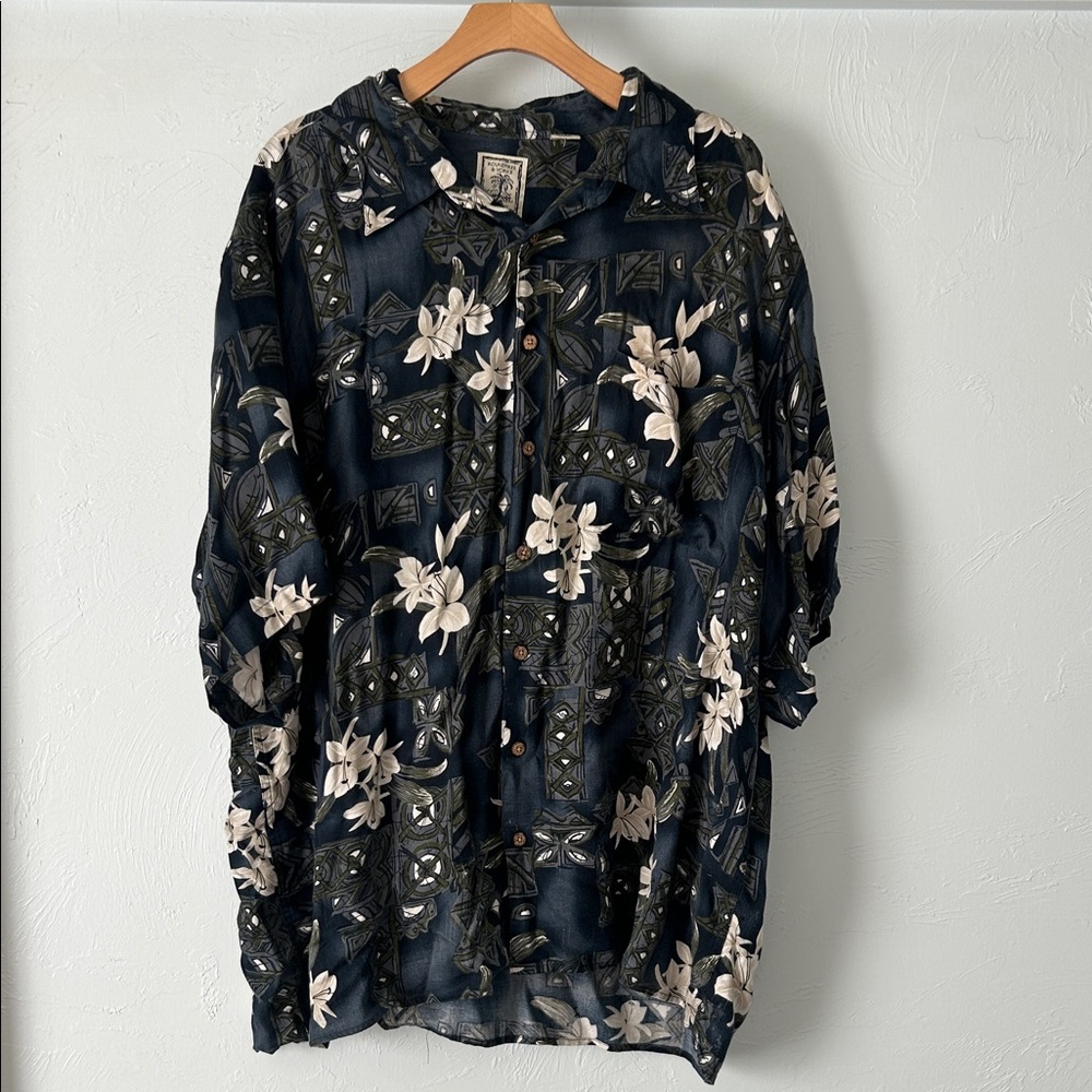 Roundtree & Yorke Blue and Green Patterned Shirt